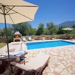 Villa Marina Epavlis By *
