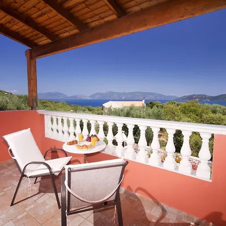 Marina Epavlis By 别墅